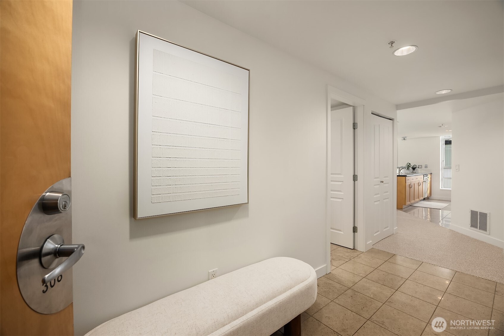 2929 1st Avenue #308, Seattle, WA 98121, photo 3 of 27