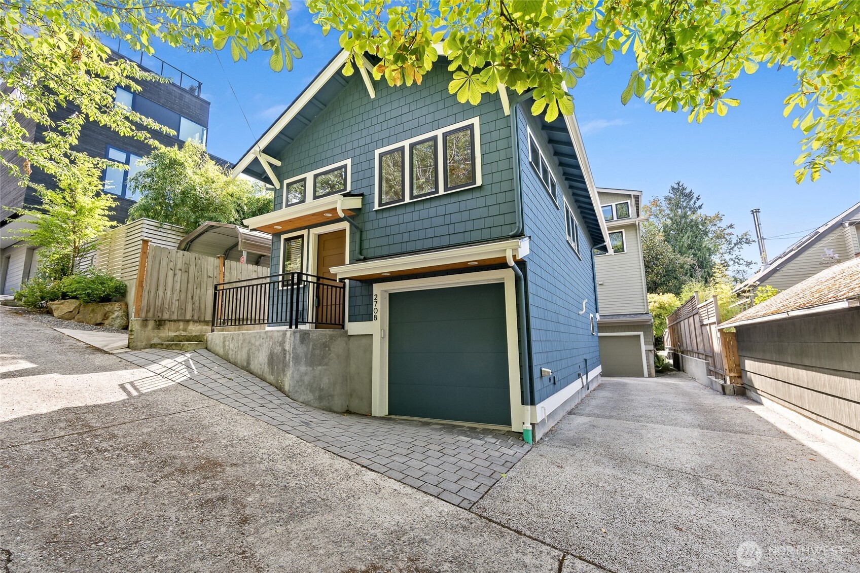 2708 1st Avenue W, Seattle, WA 98119, photo 2 of 36