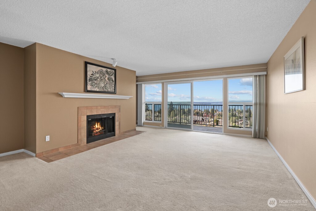 5025 California Avenue SW #402, Seattle, WA 98136, photo 3 of 28
