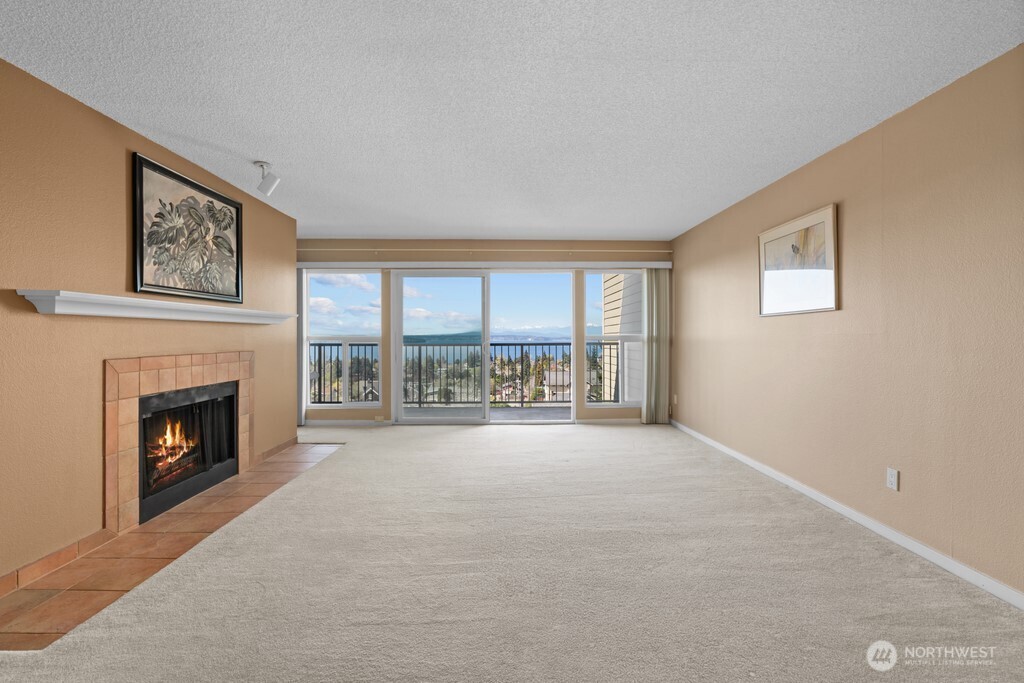 5025 California Avenue SW #402, Seattle, WA 98136, photo 4 of 28