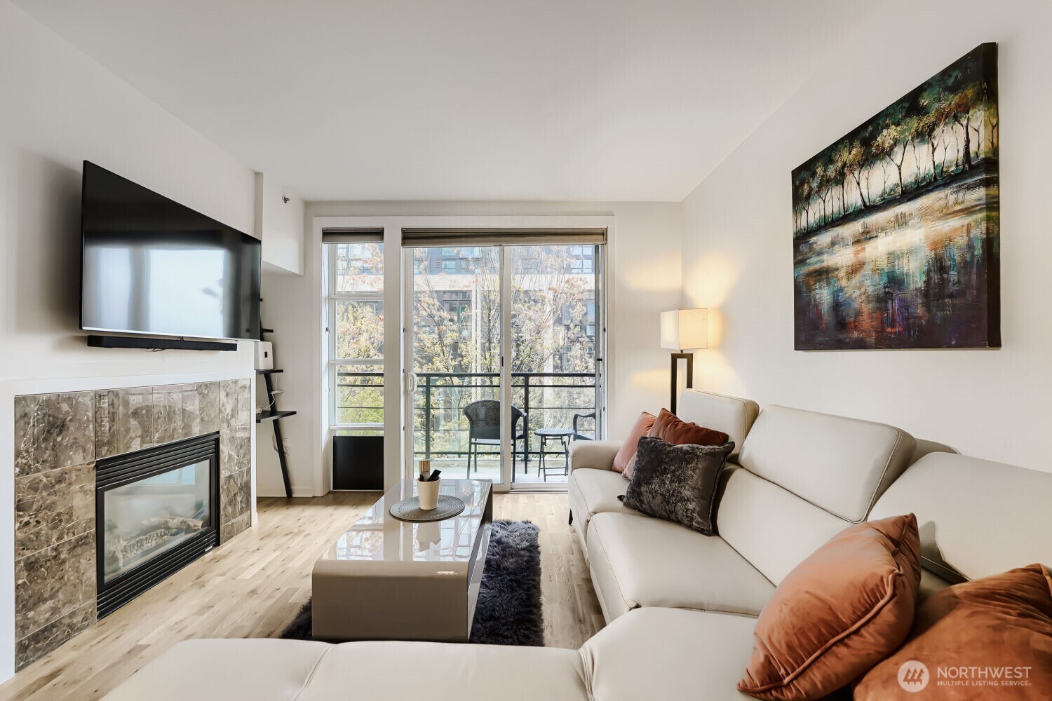 2607 Western Avenue #355, Seattle, WA 98121, photo 4 of 28