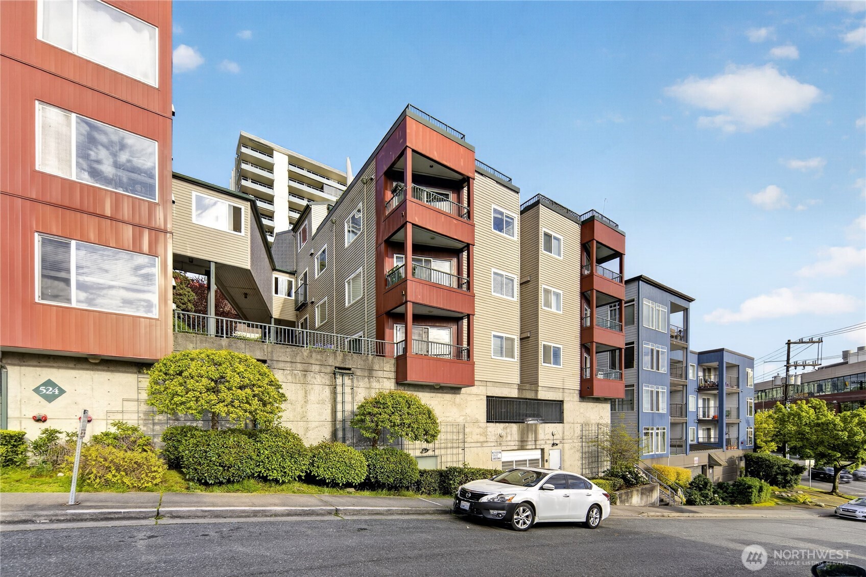 524 6th Avenue W #110