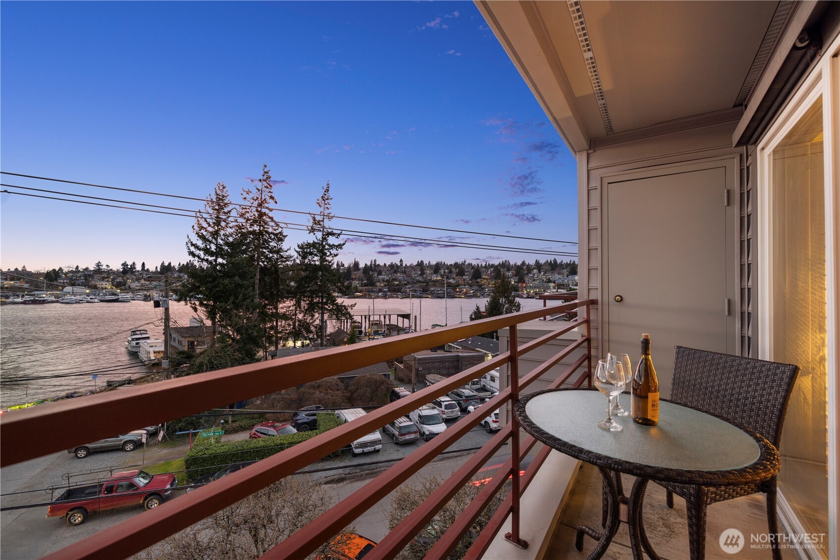 3100 Fairview Avenue E #302, Seattle, WA 98102-3076, photo 2 of 36