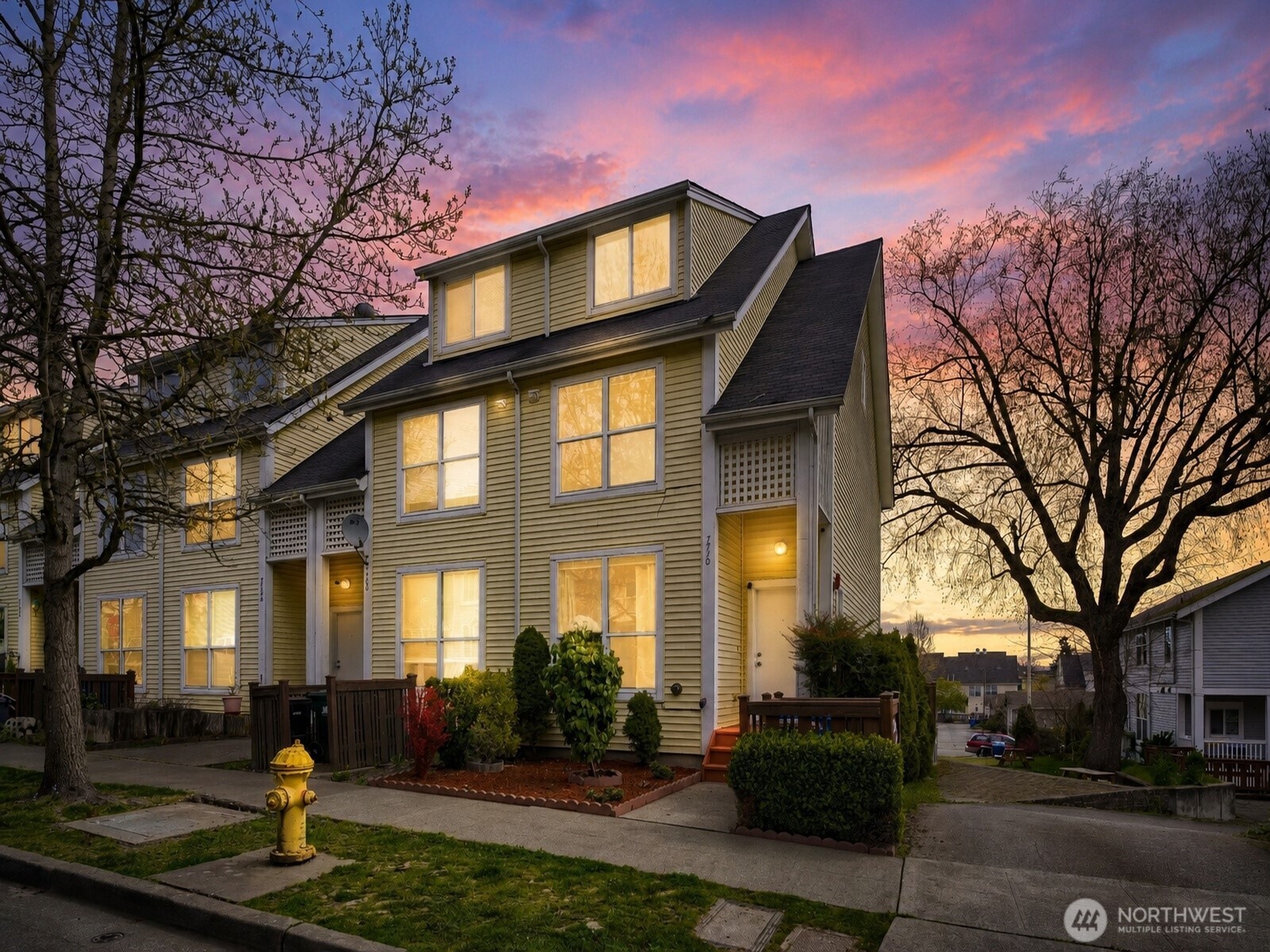 7710 Chicago Court S, Seattle, WA 98118, photo 2 of 4