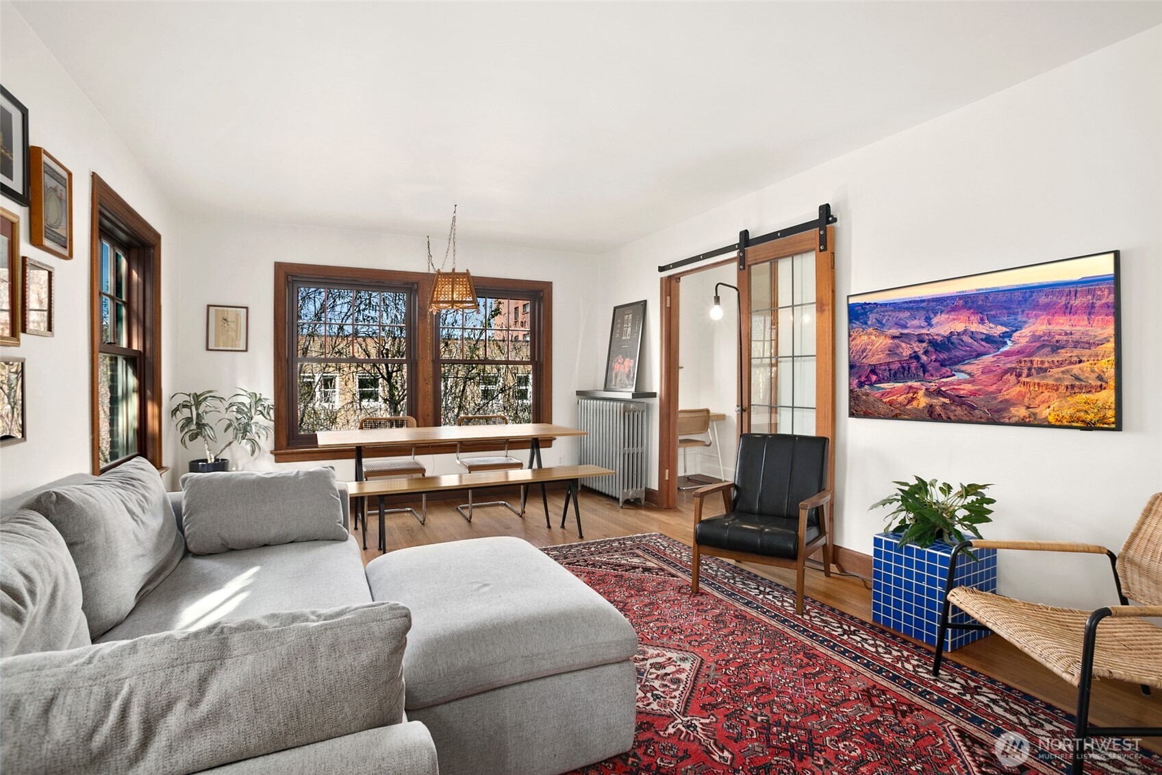 408 Bellevue Avenue E #302, Seattle, WA 98102, photo 4 of 23