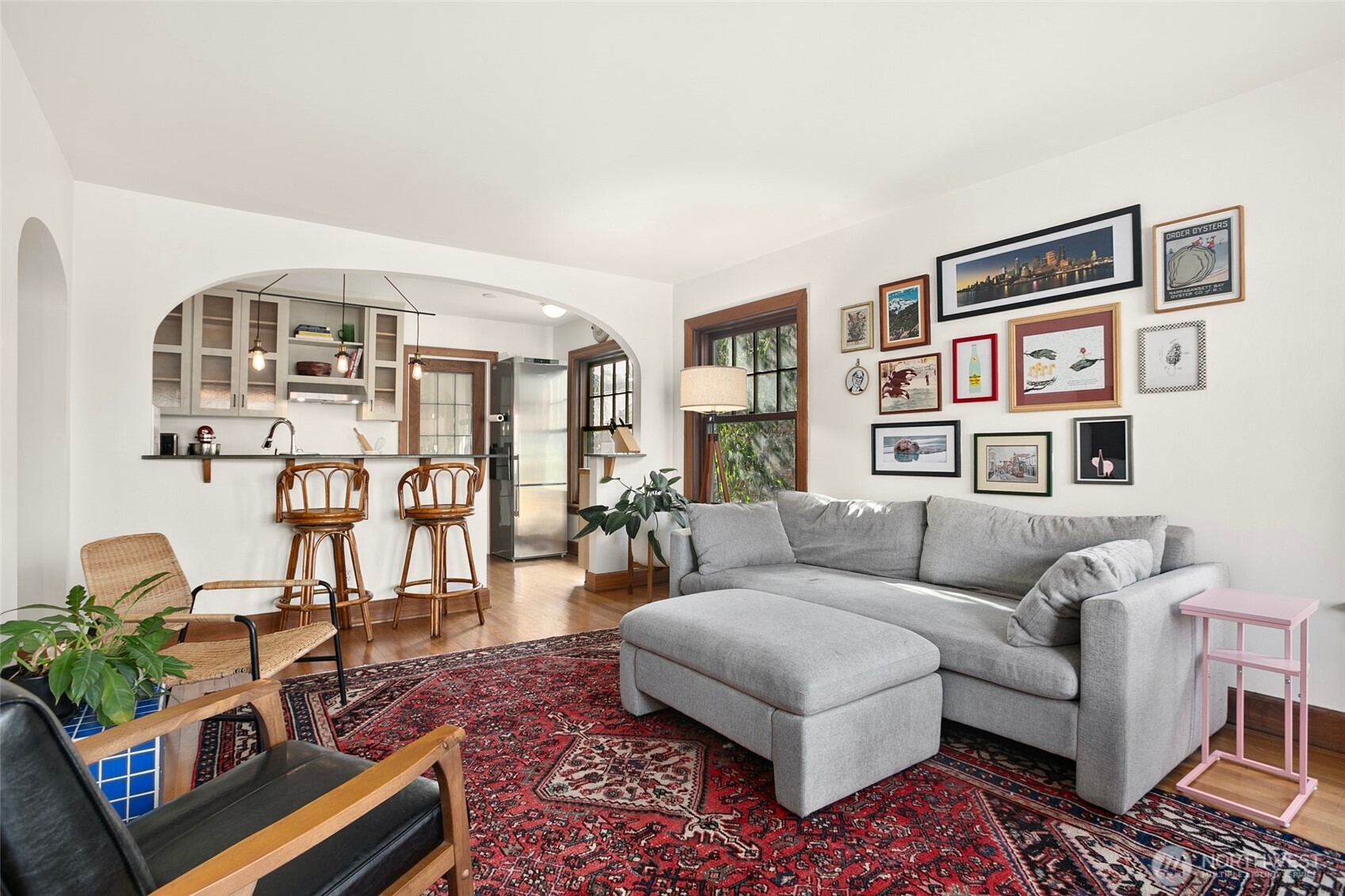 408 Bellevue Avenue E #302, Seattle, WA 98102, photo 5 of 23