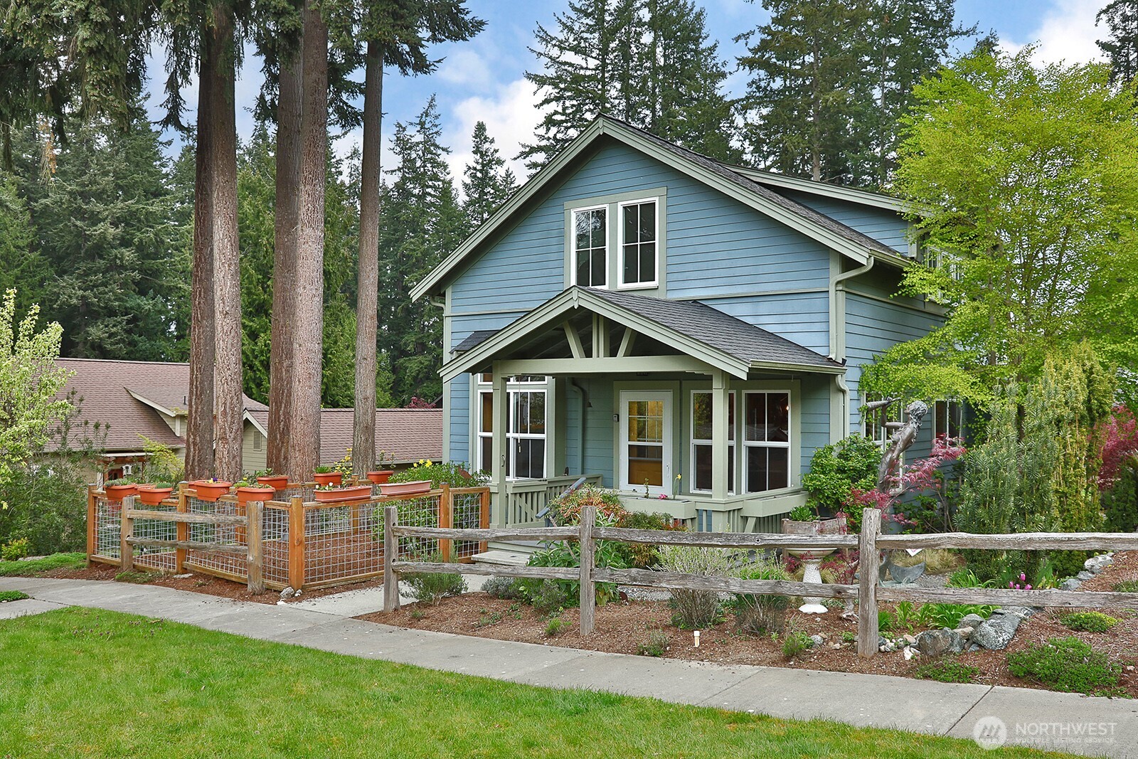 1021 Highview Street