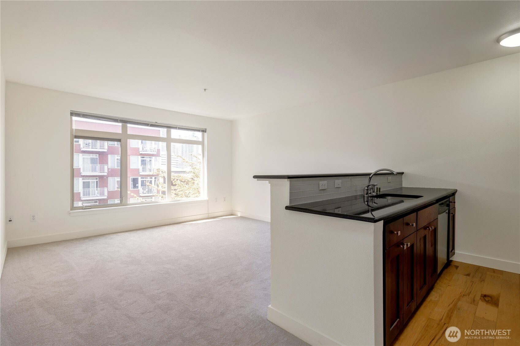 1610 Belmont Ave #407, Seattle, WA 98122-8303, photo 4 of 19