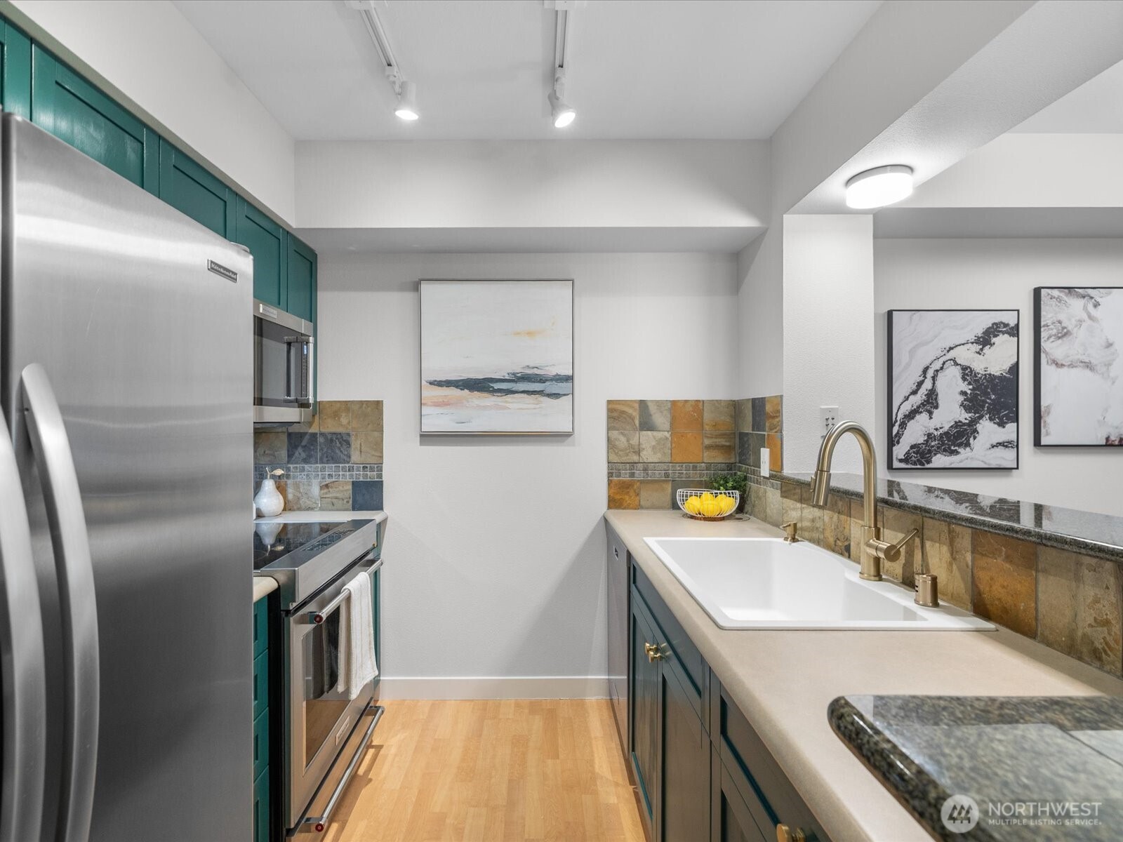 1545 NW 57th Street #202, Seattle, WA 98107, photo 5 of 21