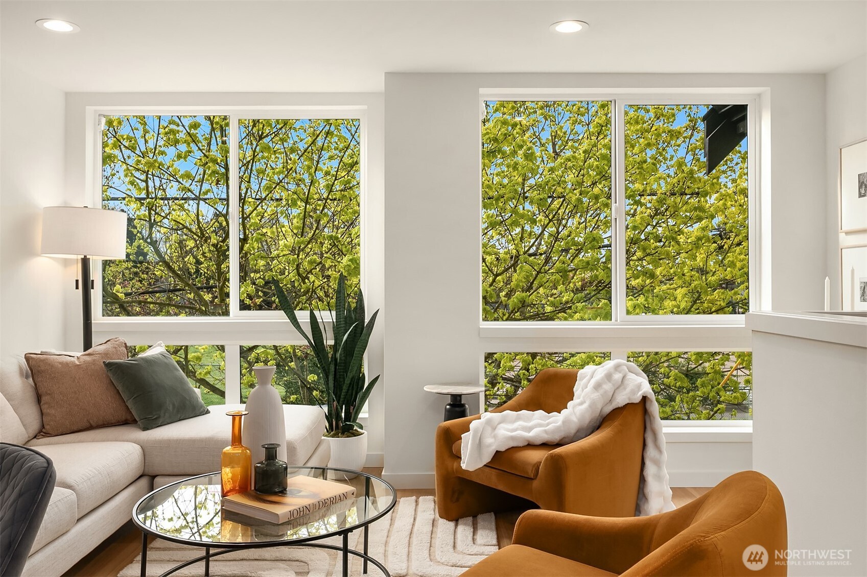 944 NW 54th Street, Seattle, WA 98107, photo 4 of 22
