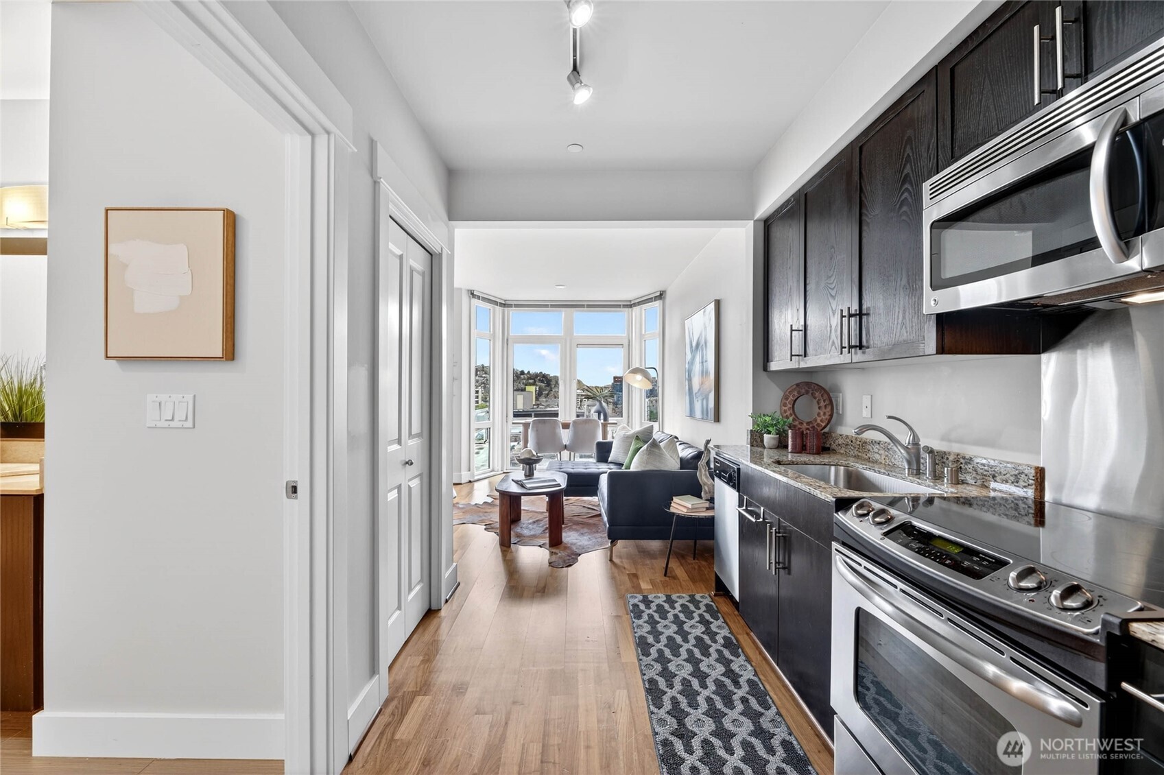 699 John Street #603, Seattle, WA 98109, photo 5 of 38