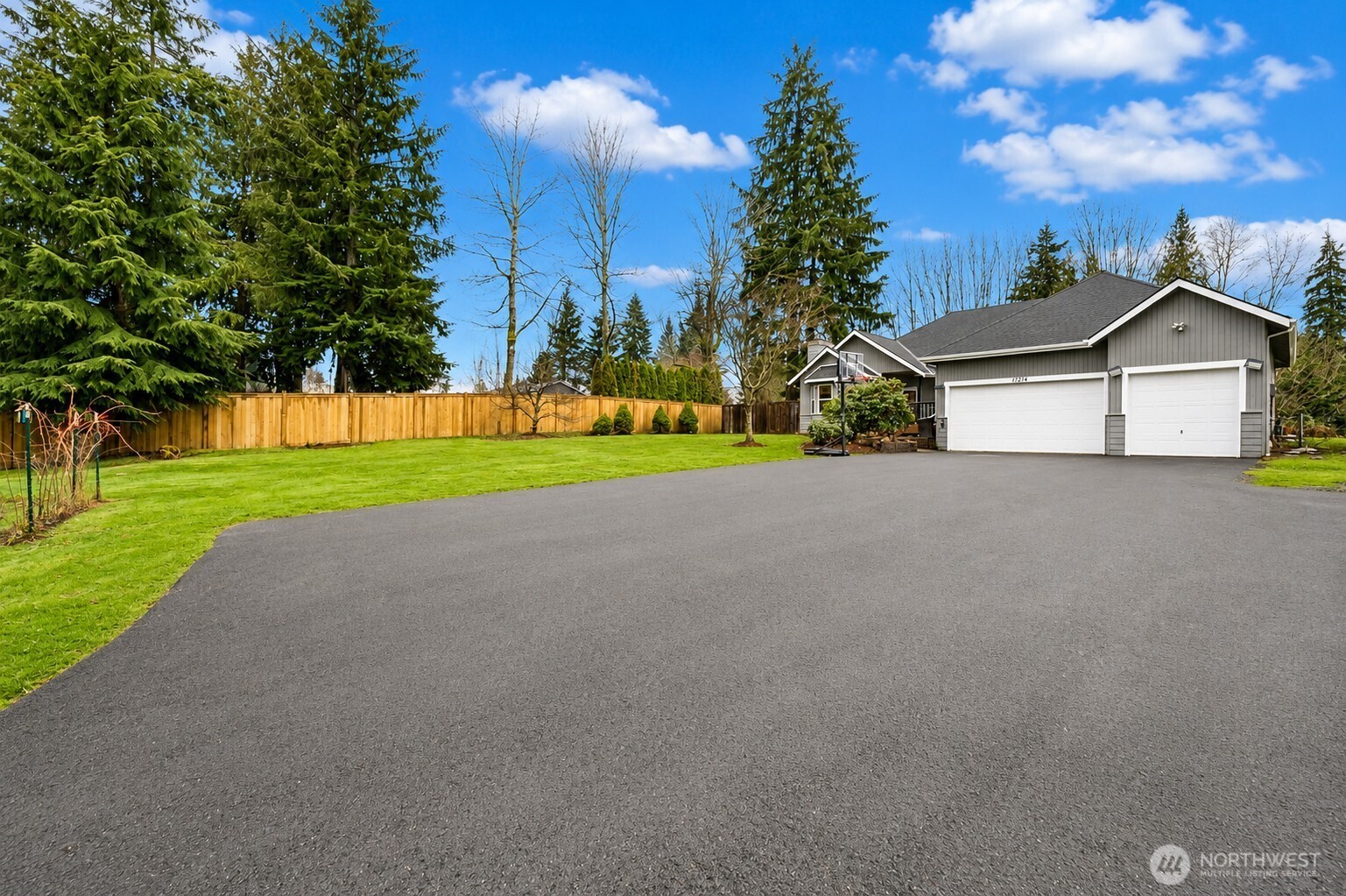 17214 Snohomish Avenue, Snohomish, WA 98296, photo 2 of 2