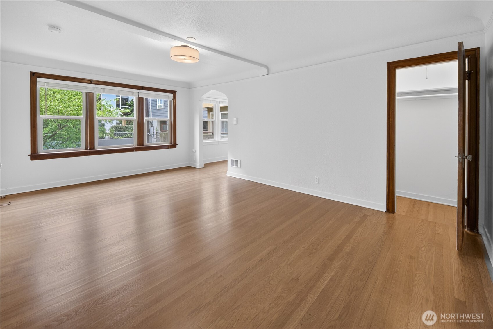 124 Warren Avenue N #208, Seattle, WA 98109, photo 5 of 33