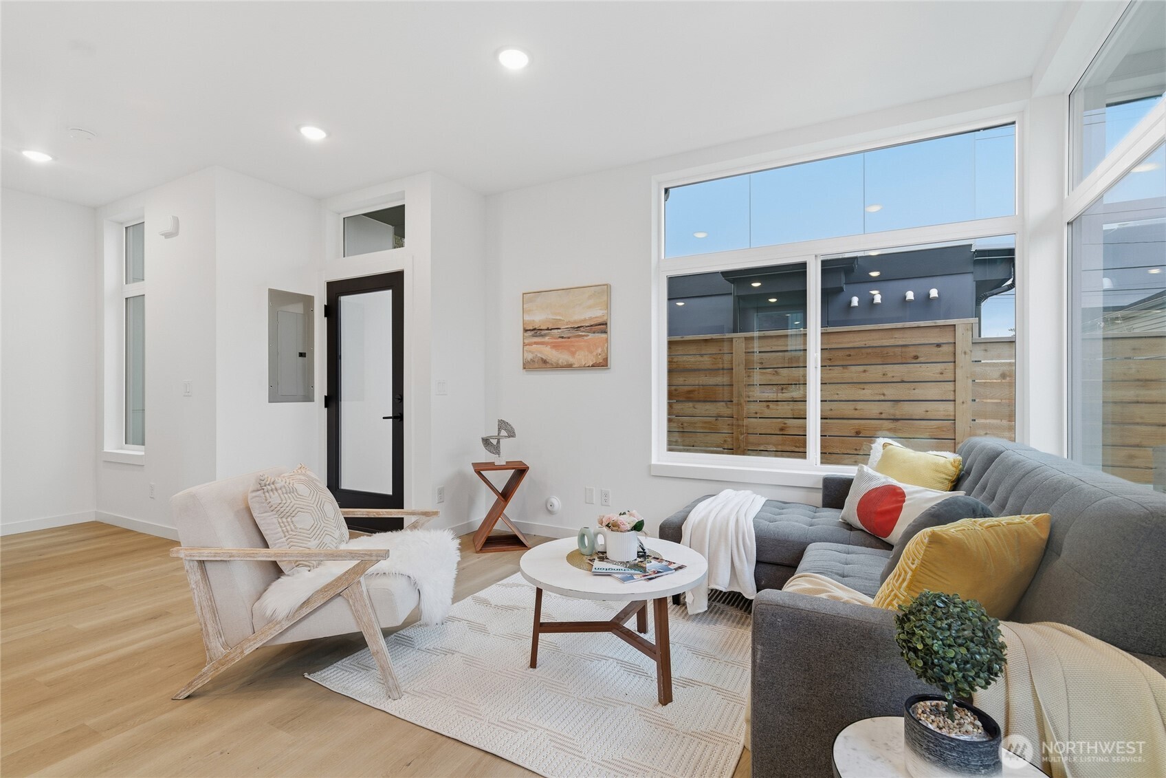 809 S Sullivan Street, Seattle, WA 98108, photo 3 of 20
