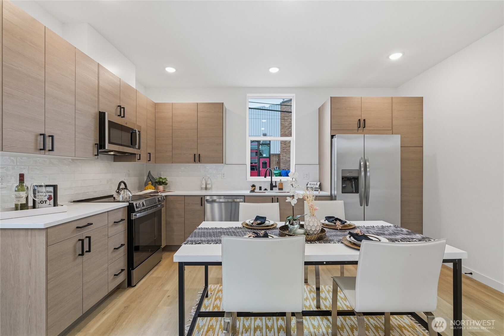 809 S Sullivan Street, Seattle, WA 98108, photo 5 of 20