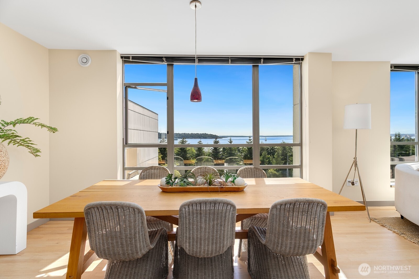 2929 1st Avenue #200, Seattle, WA 98121, photo 4 of 22