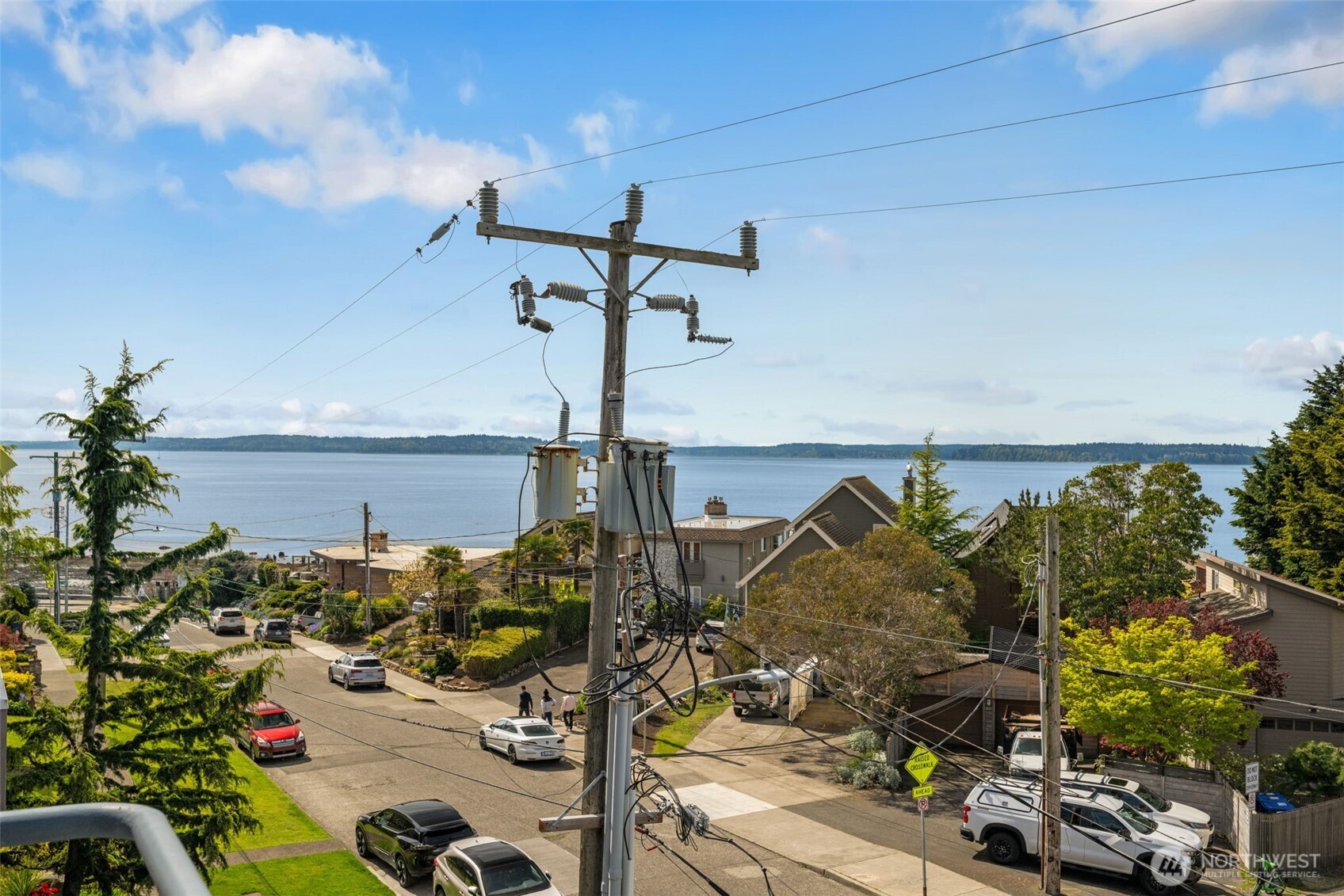 3142 Alki Avenue SW #303, Seattle, WA 98116, photo 5 of 37