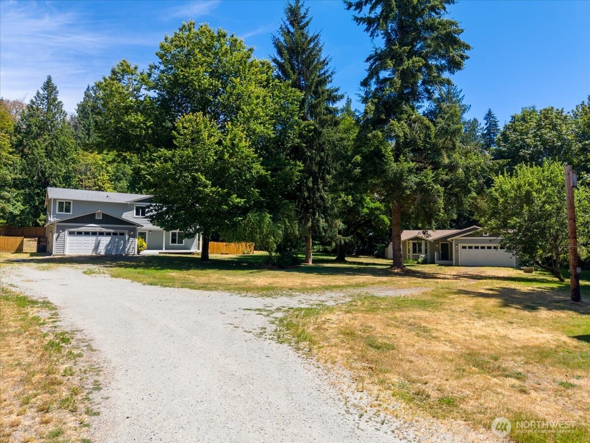 2295 S Camano Drive, Camano Island, WA 98282, photo 2 of 2