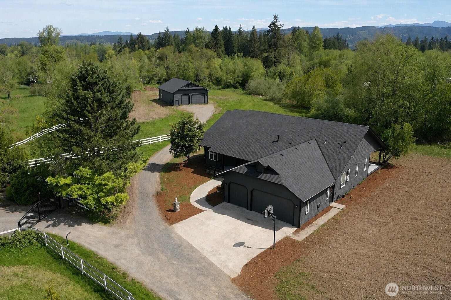 31728 SE Issaquah Fall City Road, Fall City, WA 98024, photo 2 of 2