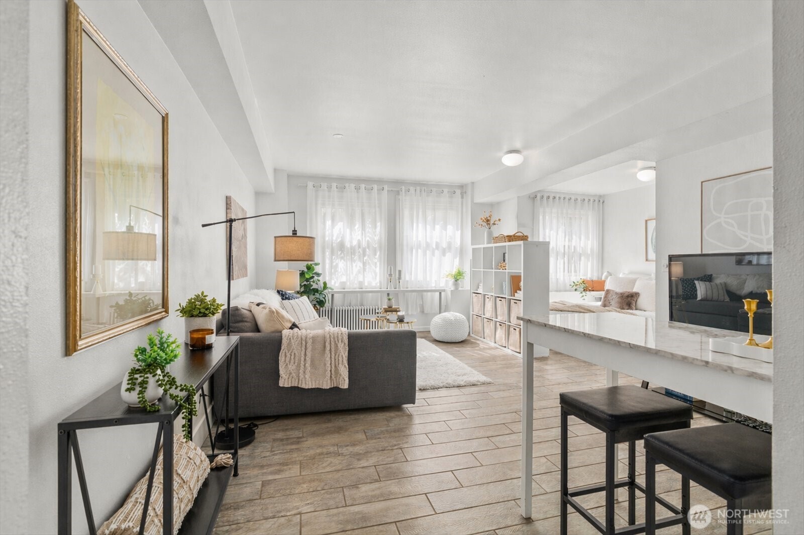 1017 Minor Avenue #206, Seattle, WA 98104-1304, photo 2 of 23