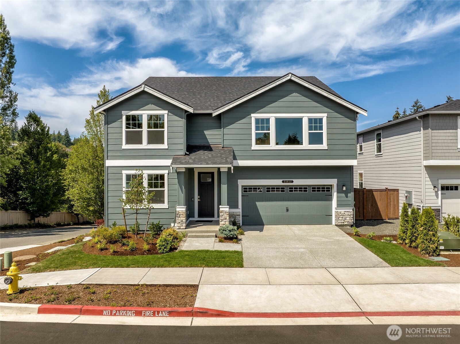23642 SE 49th Street #1, Issaquah, WA 98029, photo 2 of 2