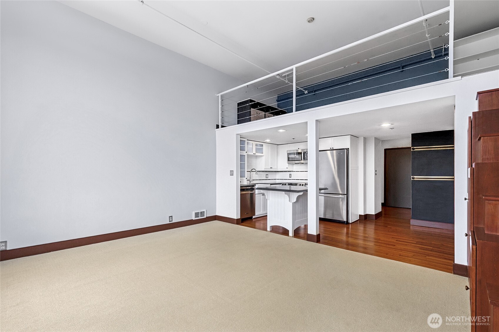 201 Galer Street #414, Seattle, WA 98109, photo 3 of 24