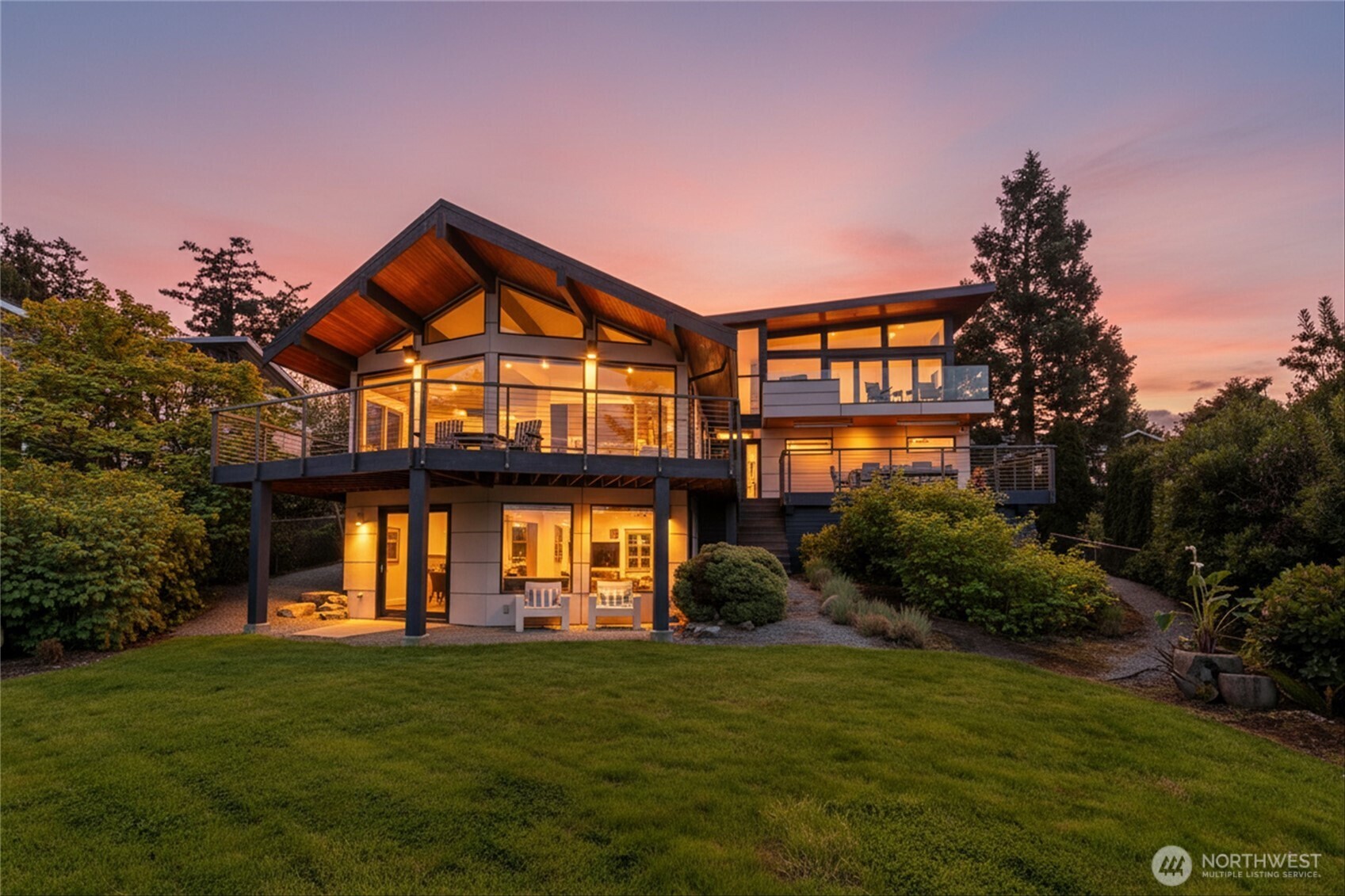 838 Sundown Lane