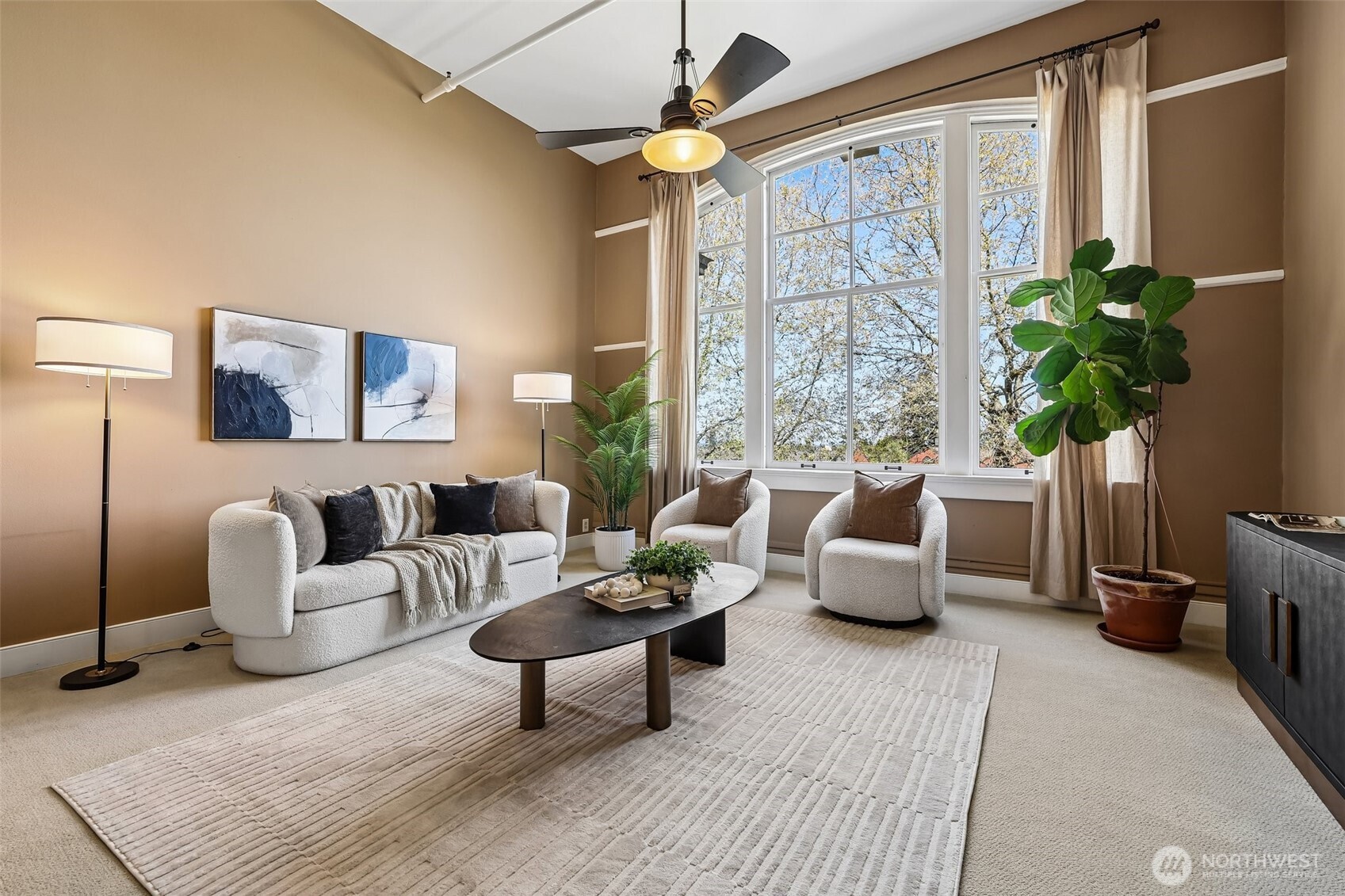 201 Galer Street #534, Seattle, WA 98109, photo 5 of 36