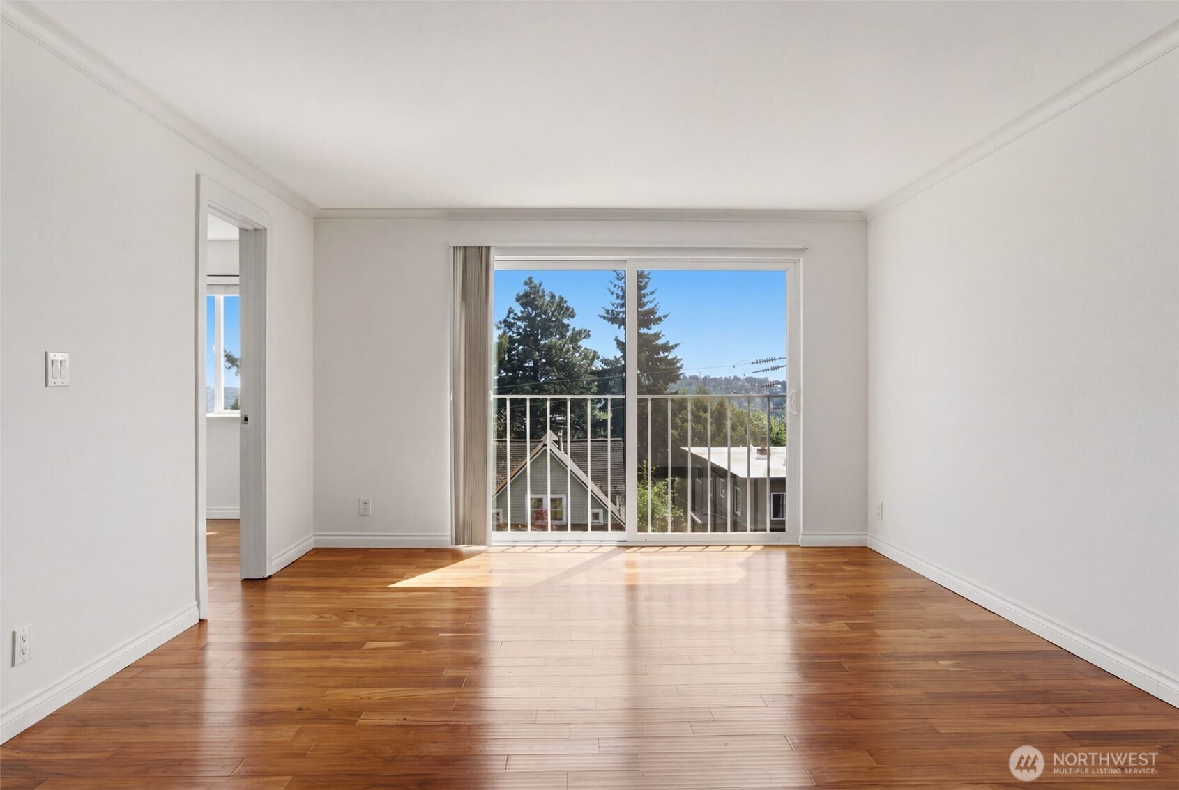 800 N Allen Place #401, Seattle, WA 98103, photo 3 of 73