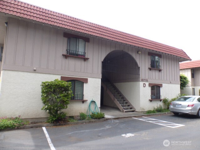 15721 NE 18TH Street #D2