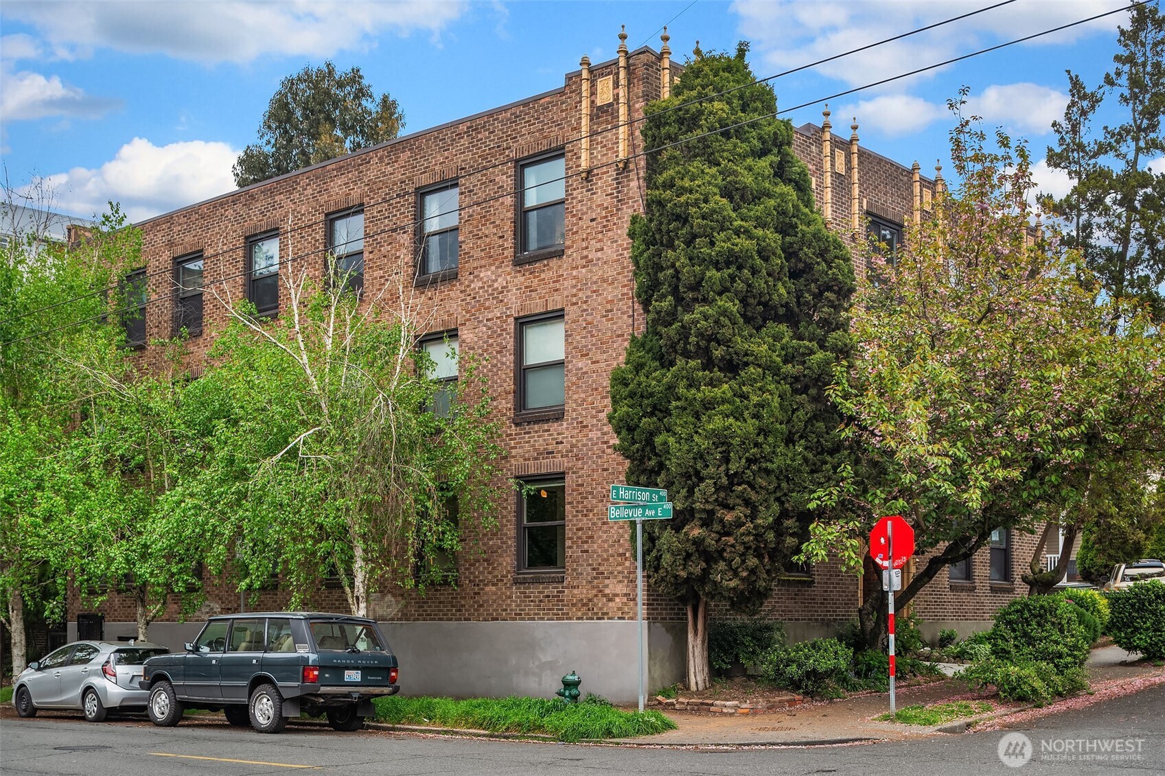 404 E Harrison Street #101, Seattle, WA 98102, photo 5 of 22
