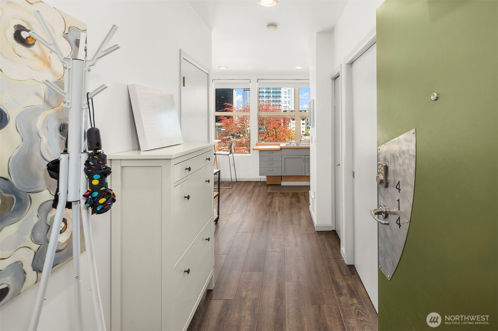 2324 1st Avenue #414, Seattle, WA 98121, photo 4 of 19