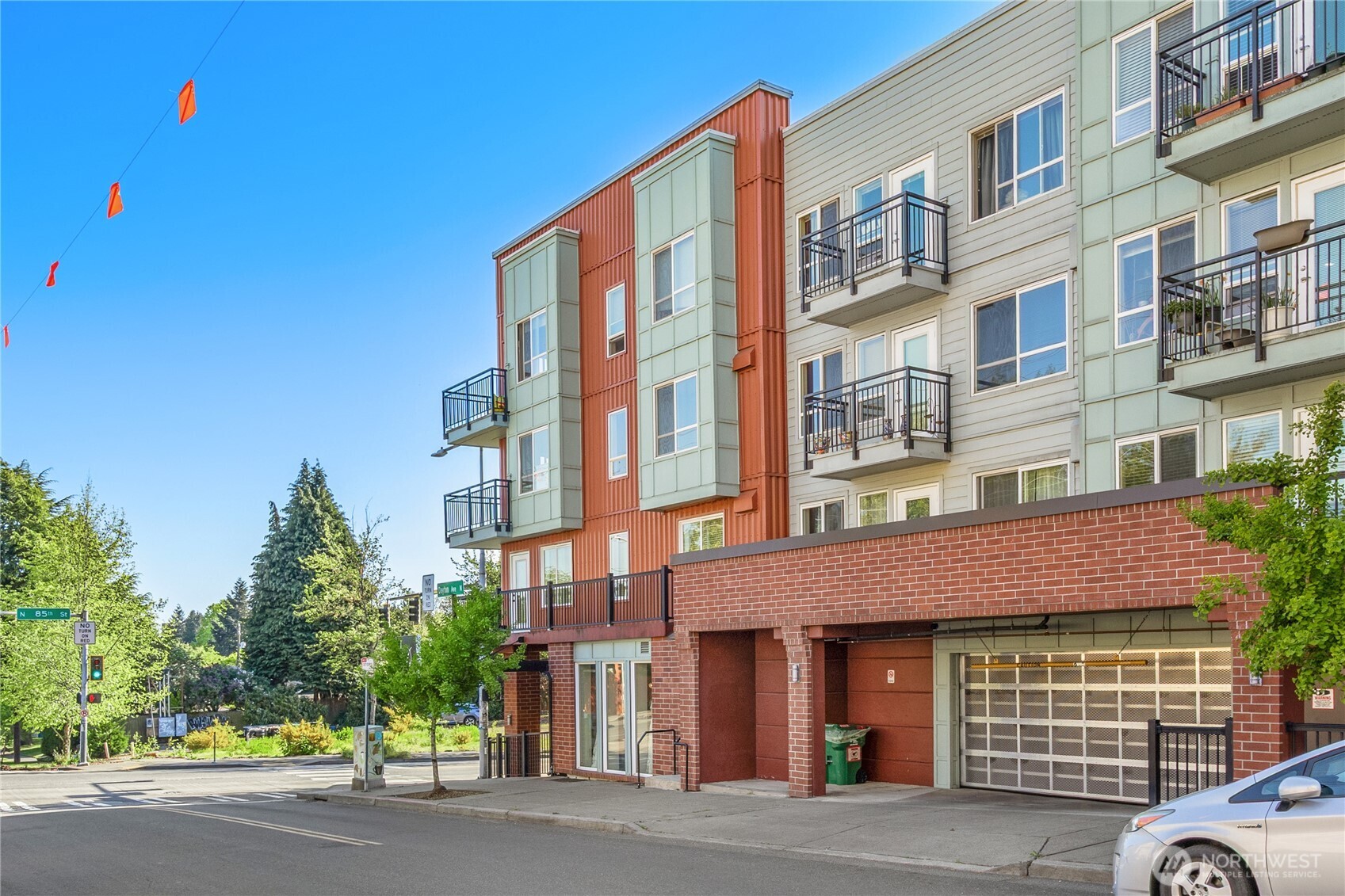 424 N 85th Street #404, Seattle, WA 98103, photo 2 of 31