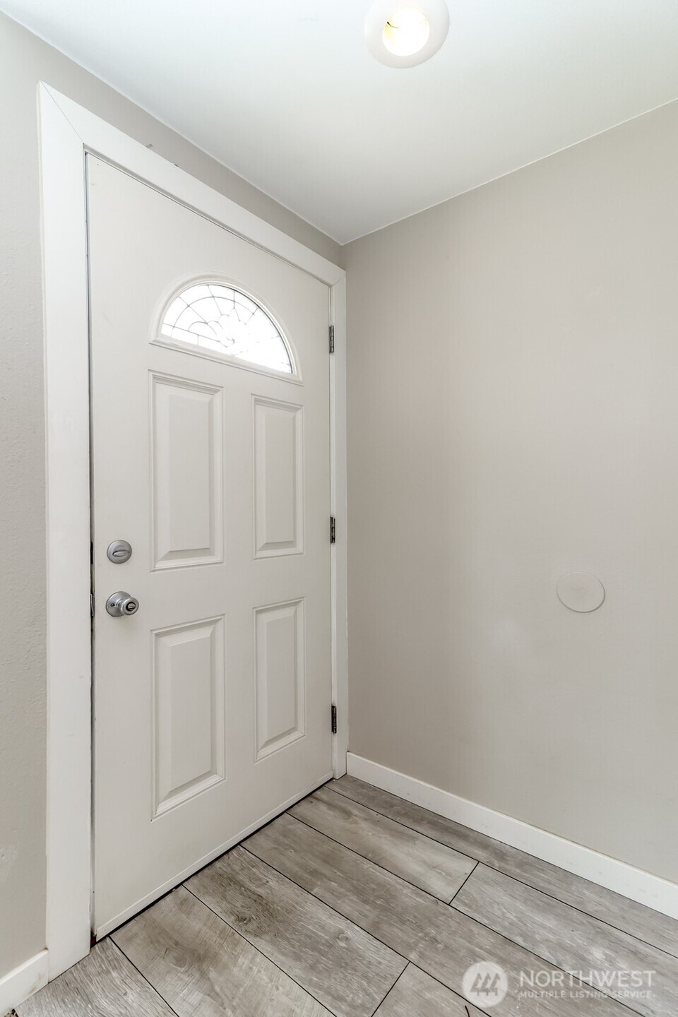 10426 17th Avenue SW #10426, Seattle, WA 98146-1306, photo 5 of 35