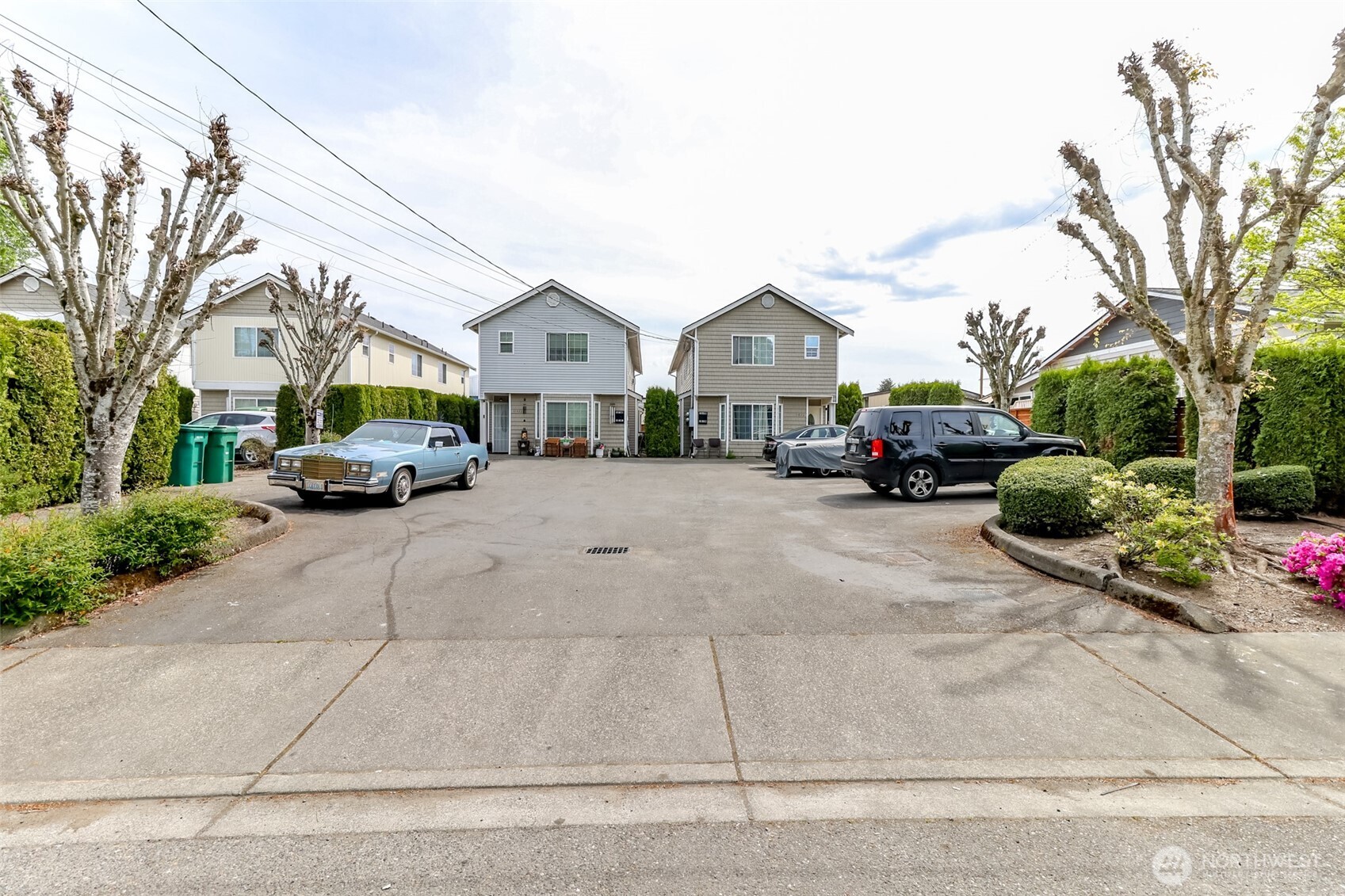 10426 17th Avenue SW #10426, Seattle, WA 98146-1306, photo 2 of 35