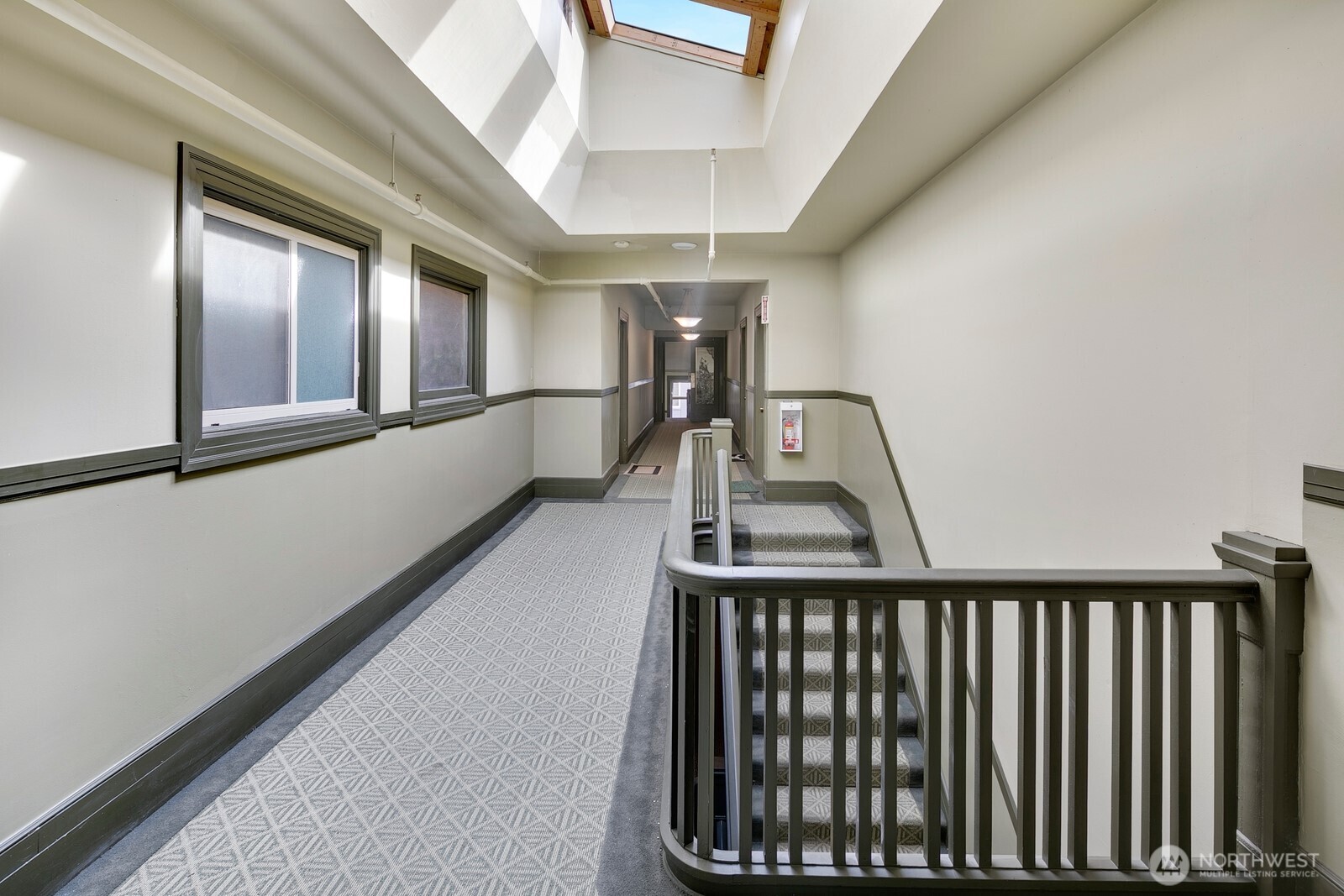 7 Harrison Street #39, Seattle, WA 98109, photo 4 of 27