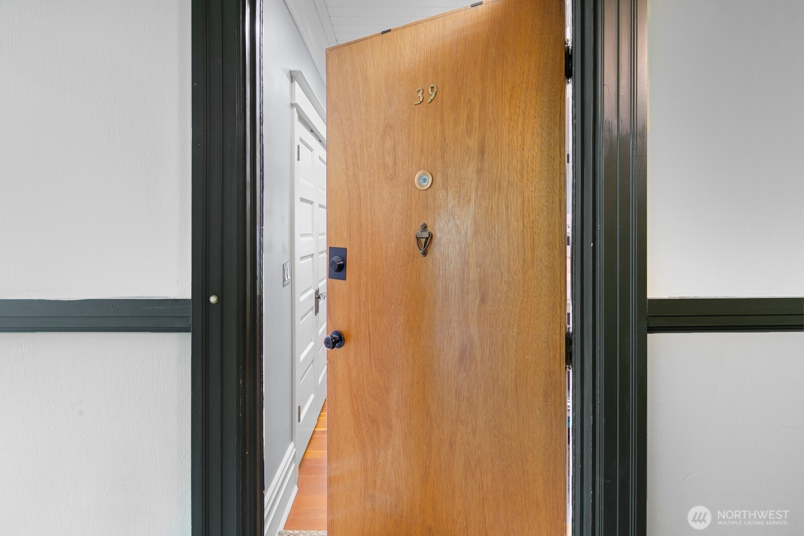 7 Harrison Street #39, Seattle, WA 98109, photo 5 of 27