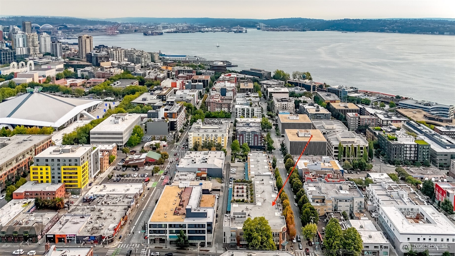 17 W Mercer Street #301, Seattle, WA 98119, photo 2 of 39