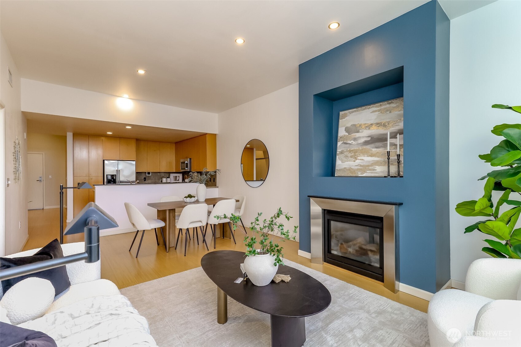 17 W Mercer Street #301, Seattle, WA 98119, photo 4 of 40