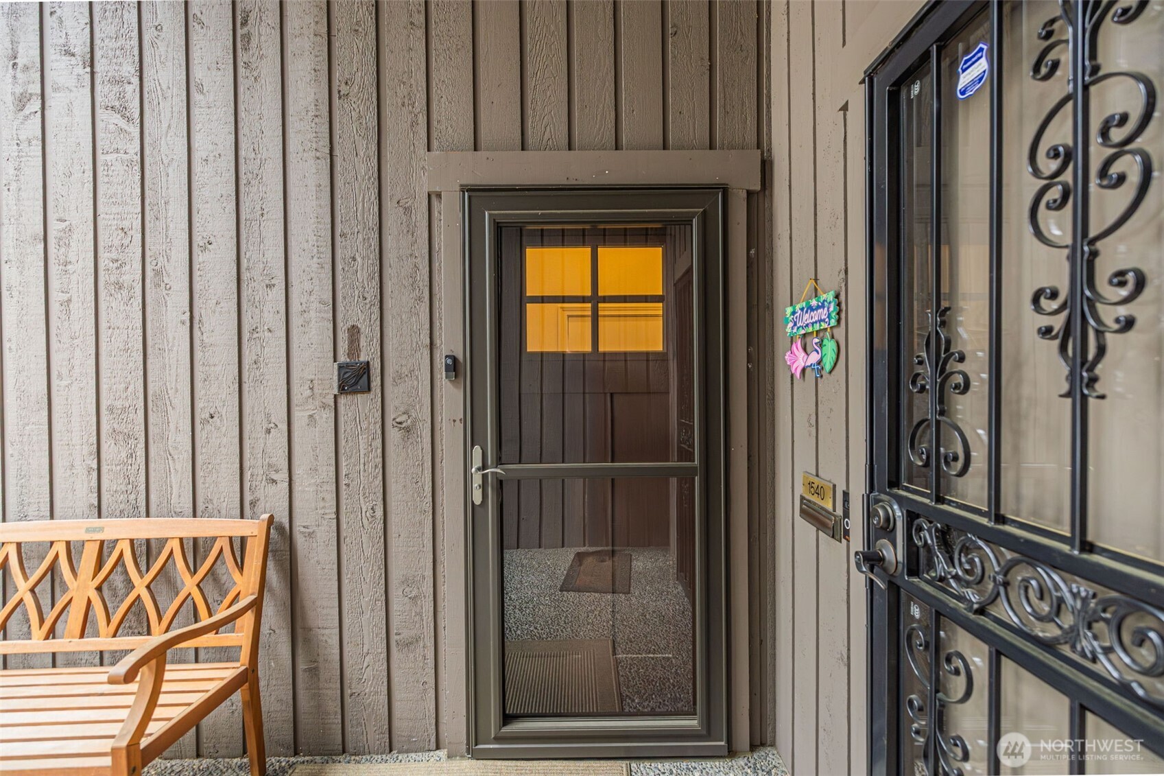 1542 NE 140th Street #E6, Seattle, WA 98125, photo 4 of 39