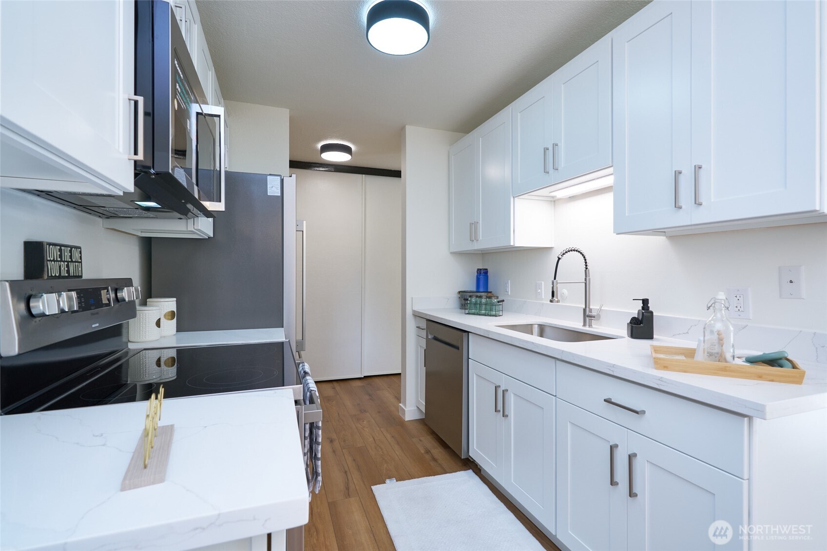 13229 Linden Avenue N #403B, Seattle, WA 98133, photo 4 of 30