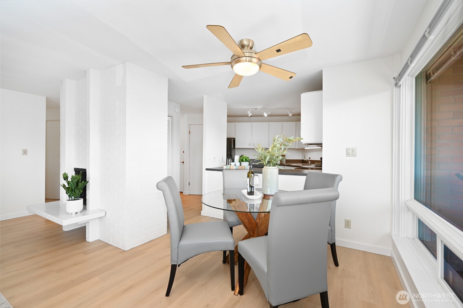 2360 43rd Avenue E #203, Seattle, WA 98112, photo 5 of 21