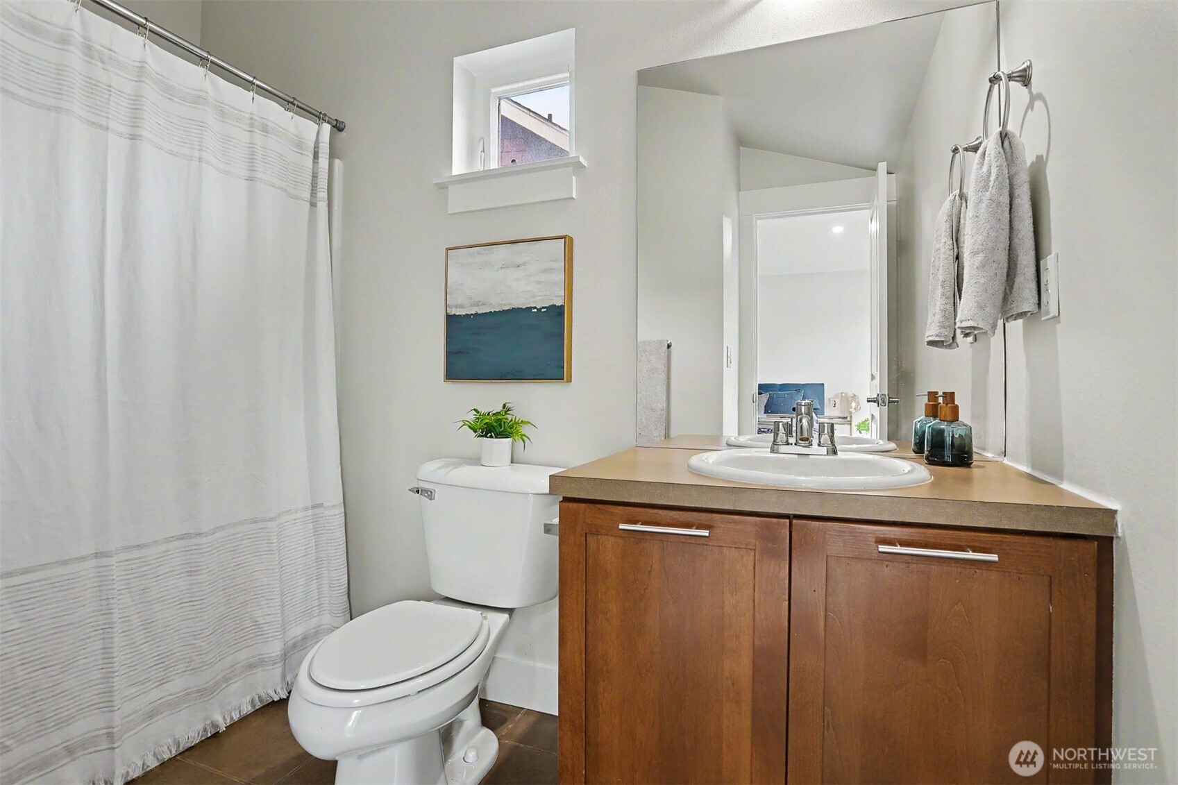 6003 Lanham Place SW, Seattle, WA 98126, photo 5 of 36