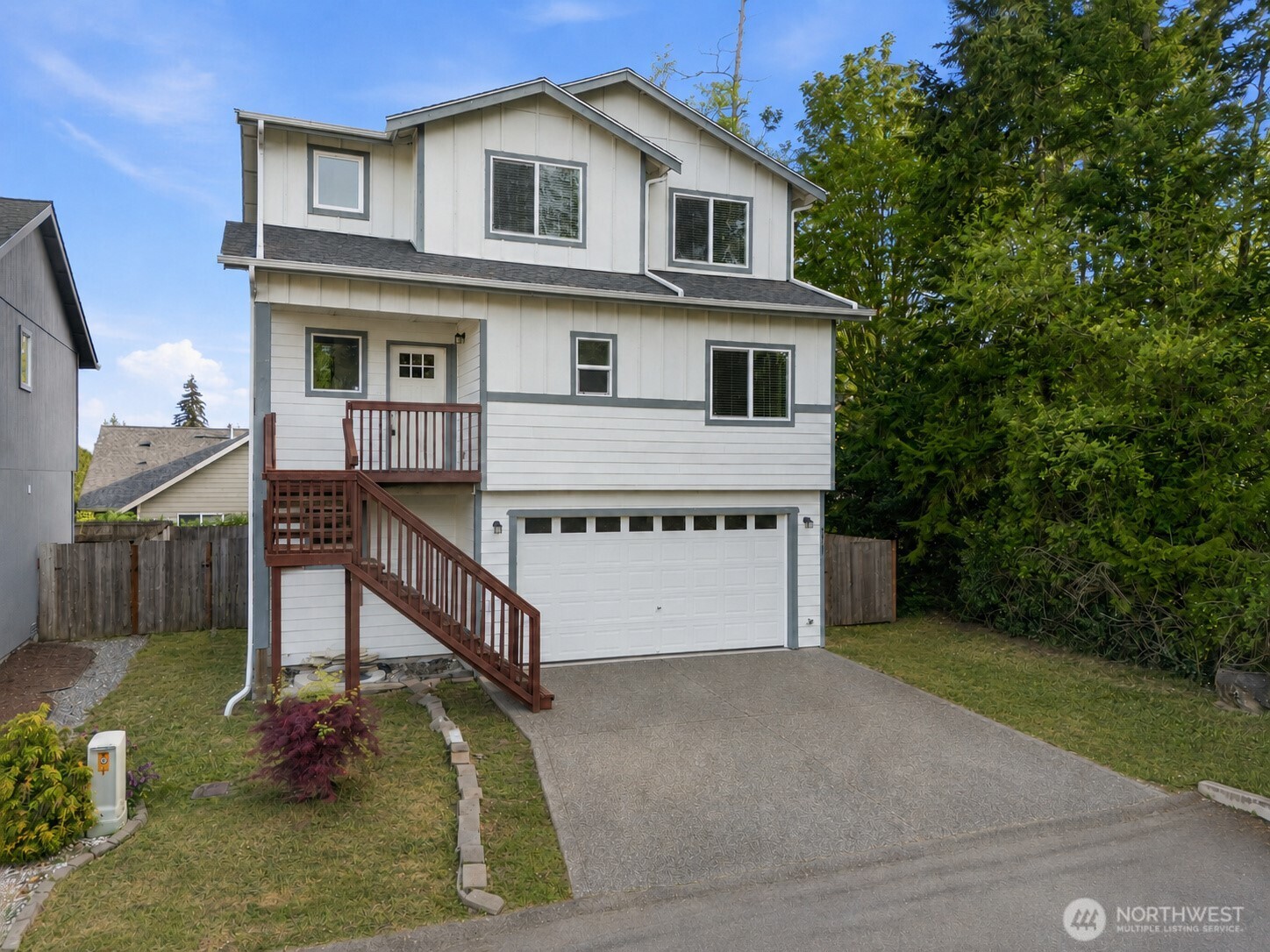 2271 SE Upchurch Way, Port Orchard, WA 98366, photo 2 of 2