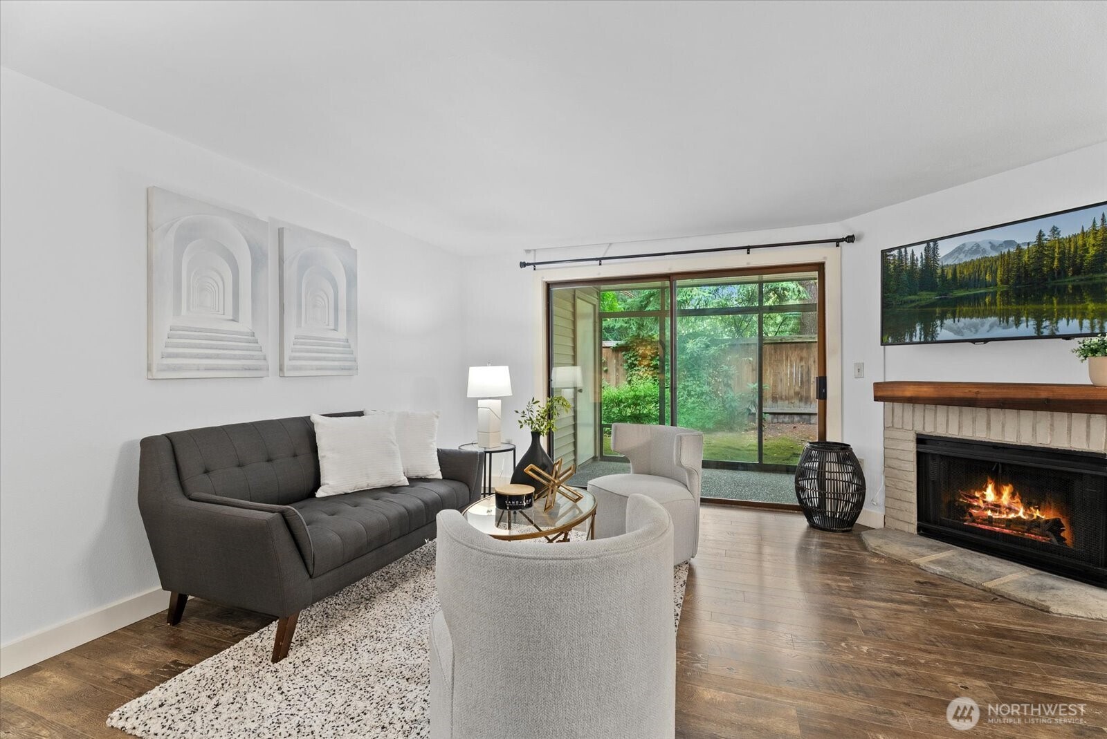 12221 100th Avenue NE #B102, Kirkland, WA 98034, photo 2 of 2
