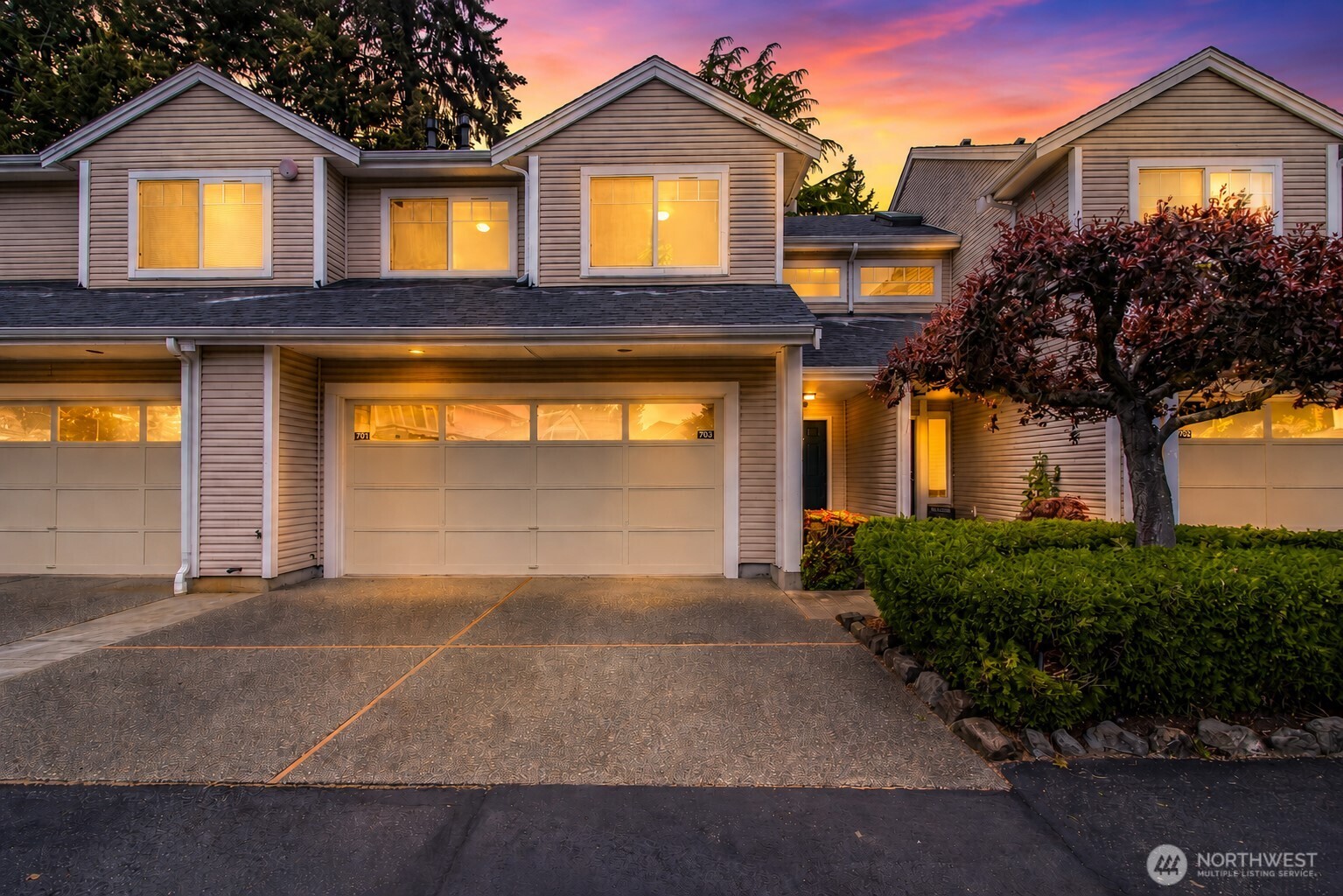 4714 Fairwood Blvd NE #703