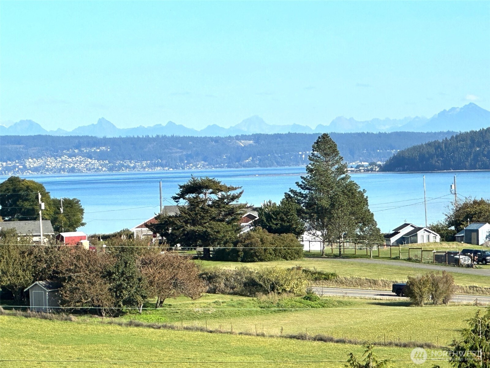 740 Dunbar Street, Coupeville, WA 98239, photo 2 of 2