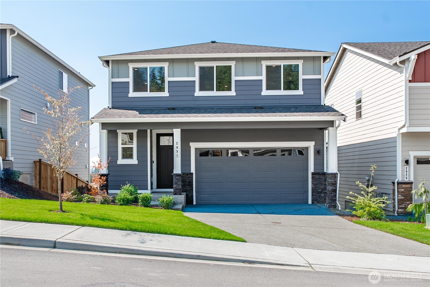 2031 NE Norseman Way, Poulsbo, WA 98370, photo 2 of 2