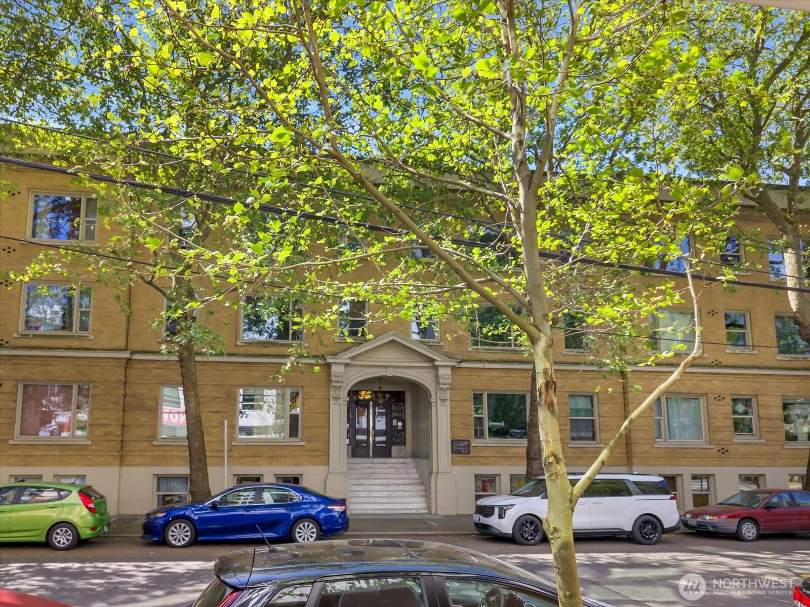 7 Harrison Street #17, Seattle, WA 98109, photo 3 of 20