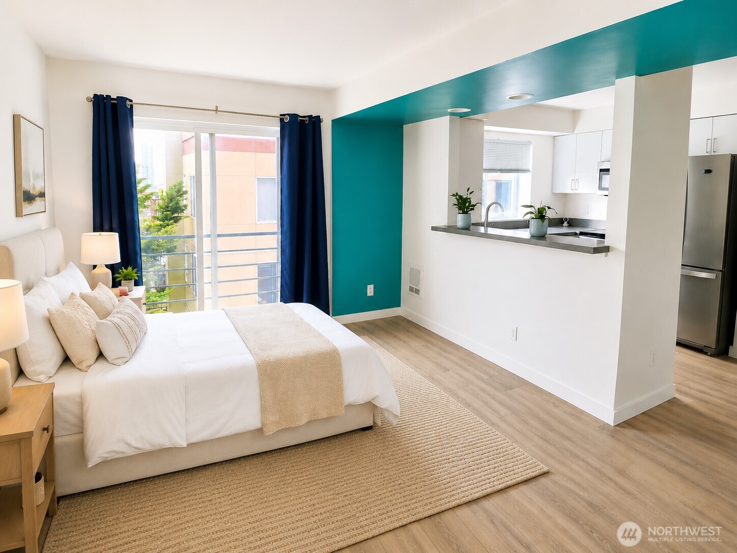 712 E Denny Way #502